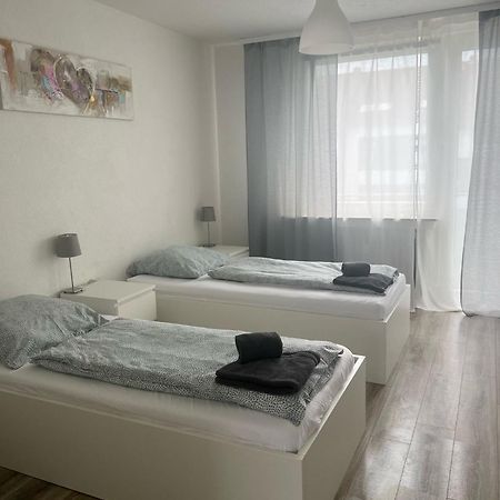 Apartment Flora Three 뒤스부르크 외부 사진