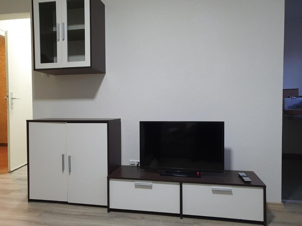 Apartment Flora Three 뒤스부르크 외부 사진